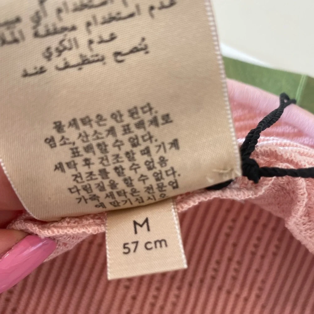 Gucci Beret Crochet Perforated Hat Pink Size Medium - Picture 9 of 15